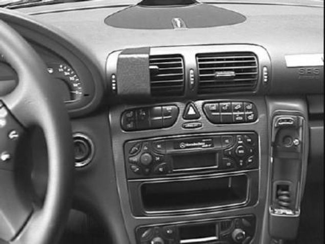 Hovedbilde Brodit ProClip 852824 Mercedes C-klasse 2000-2006 Senter