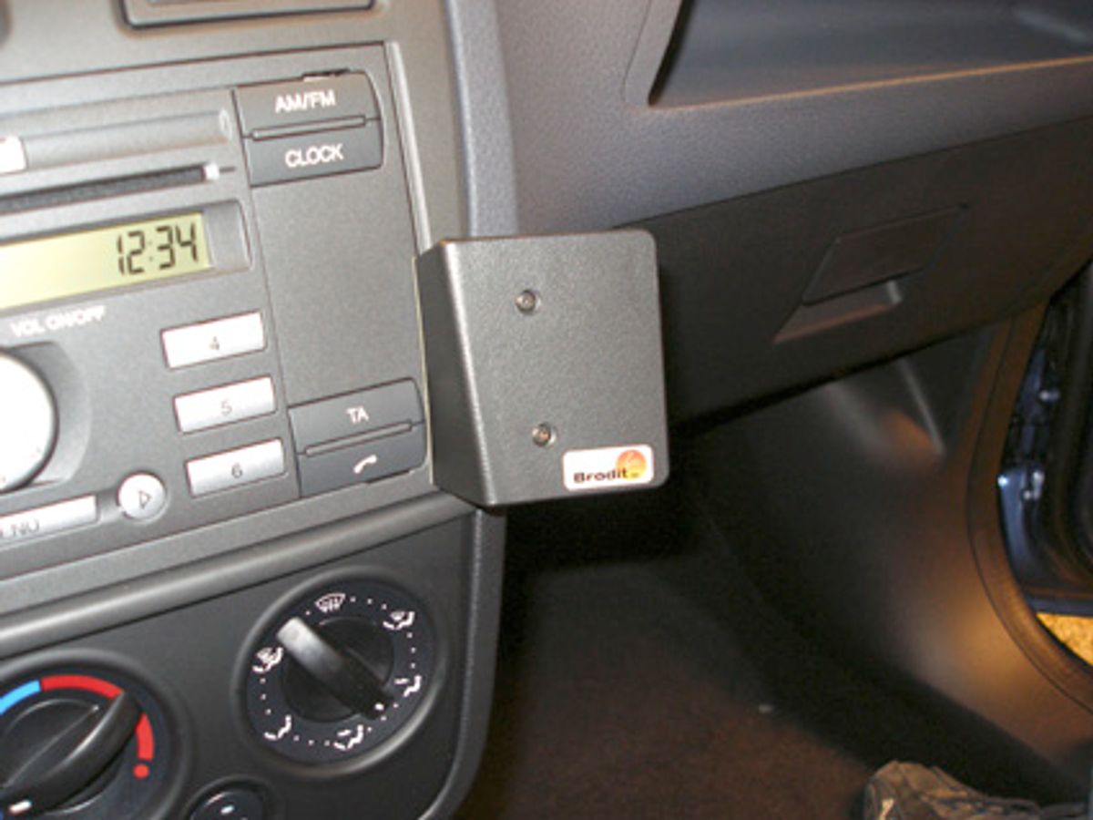 Brodit ProClip 853724 Ford Fiesta 2006-2008 Vinklet