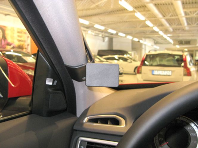 Hovedbilde Brodit ProClip 804675 Volvo XC70, V70, S80 2012-2016 A-stolpe