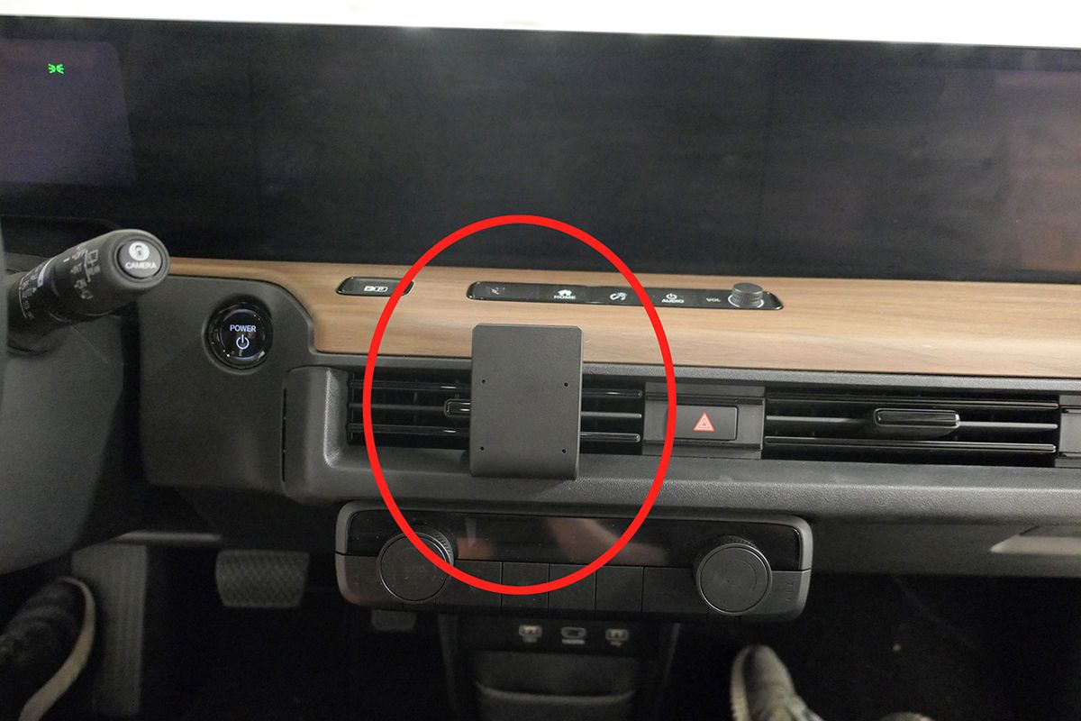 Brodit ProClip 855632 Honda e 2020-2024 Senter